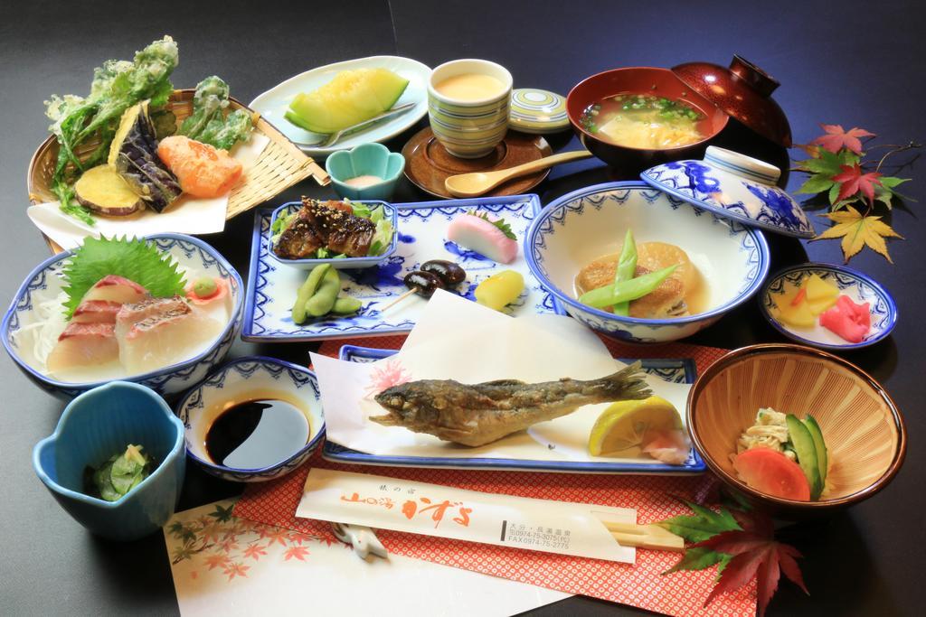 Yamanoyu Kazuyo Hotel Taketa Zewnętrze zdjęcie