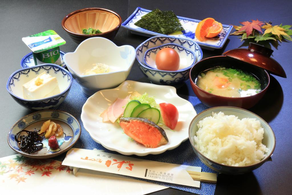 Yamanoyu Kazuyo Hotel Taketa Zewnętrze zdjęcie